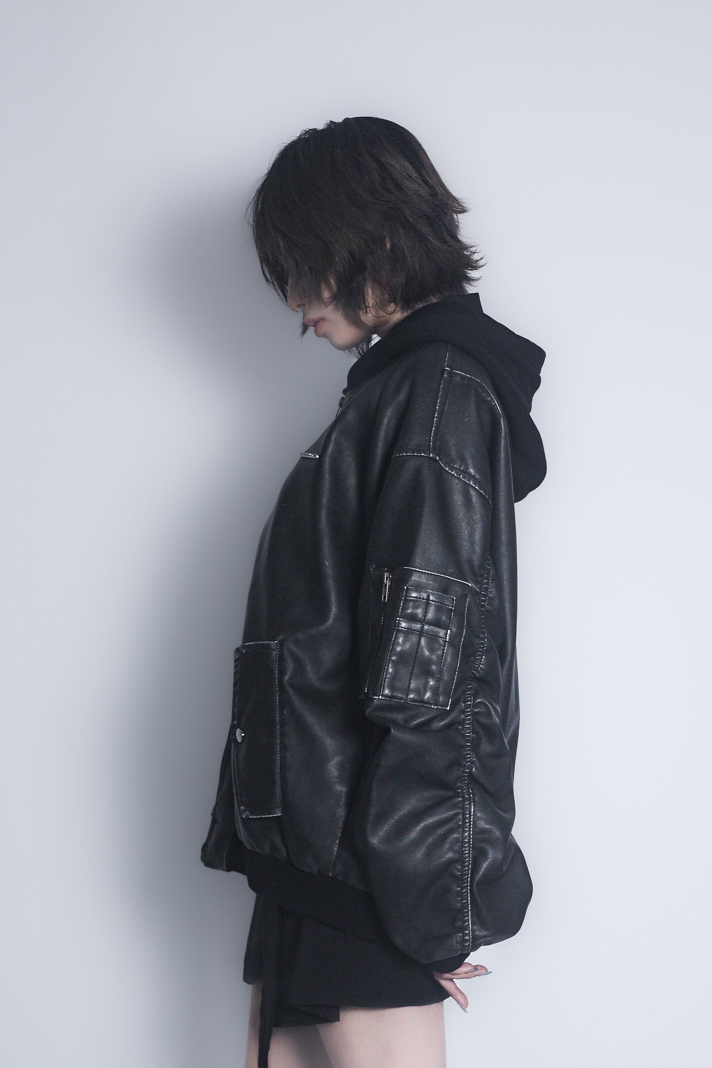 レザーフーディジャケット