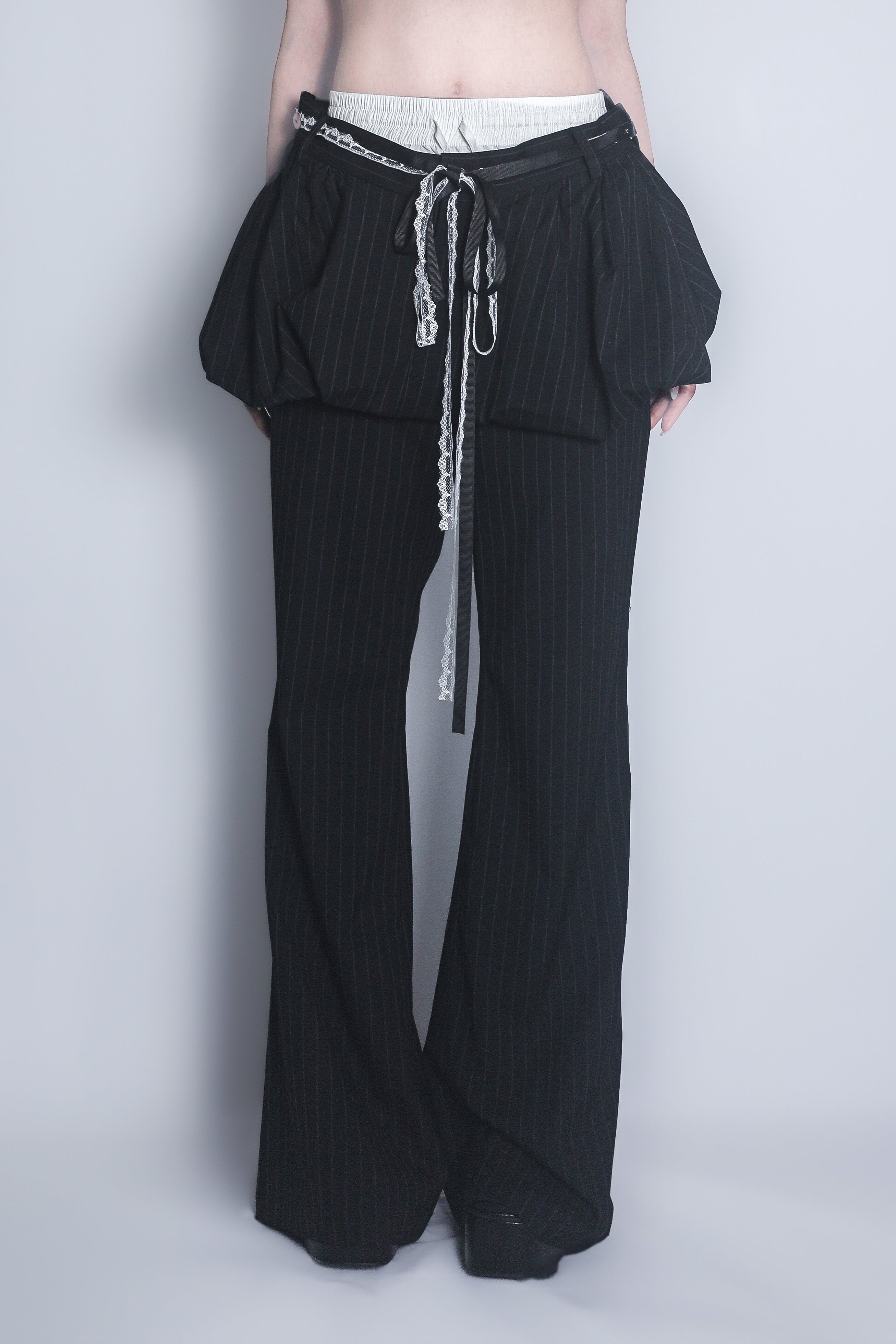 スラックスパンツ