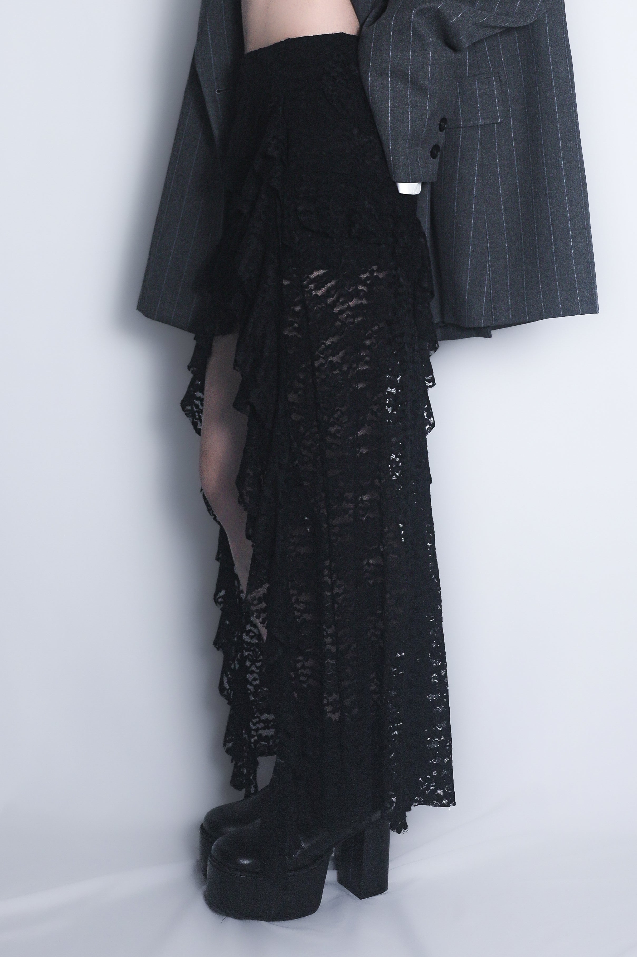 レースデザインロングスカート