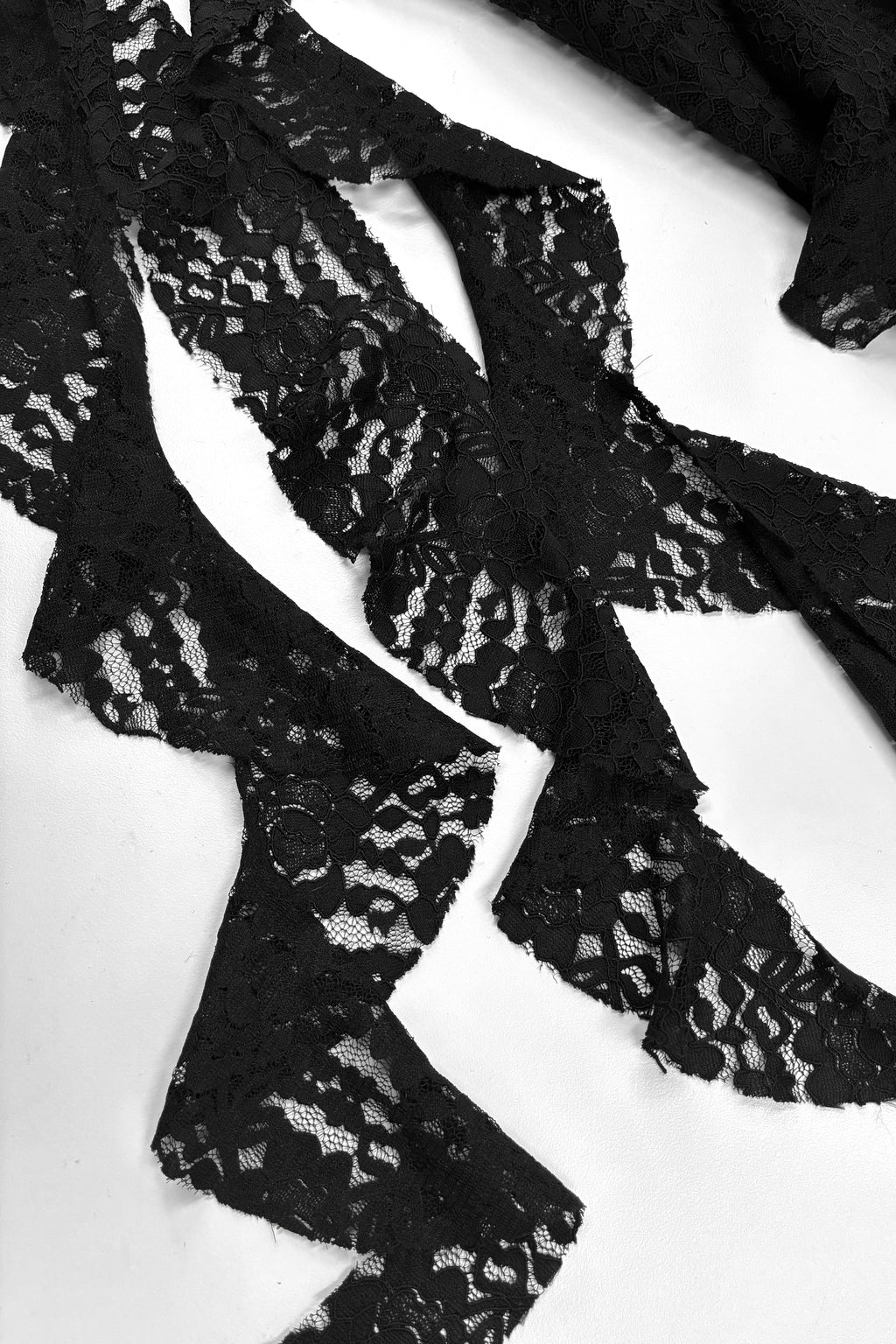 レースデザインロングスカート