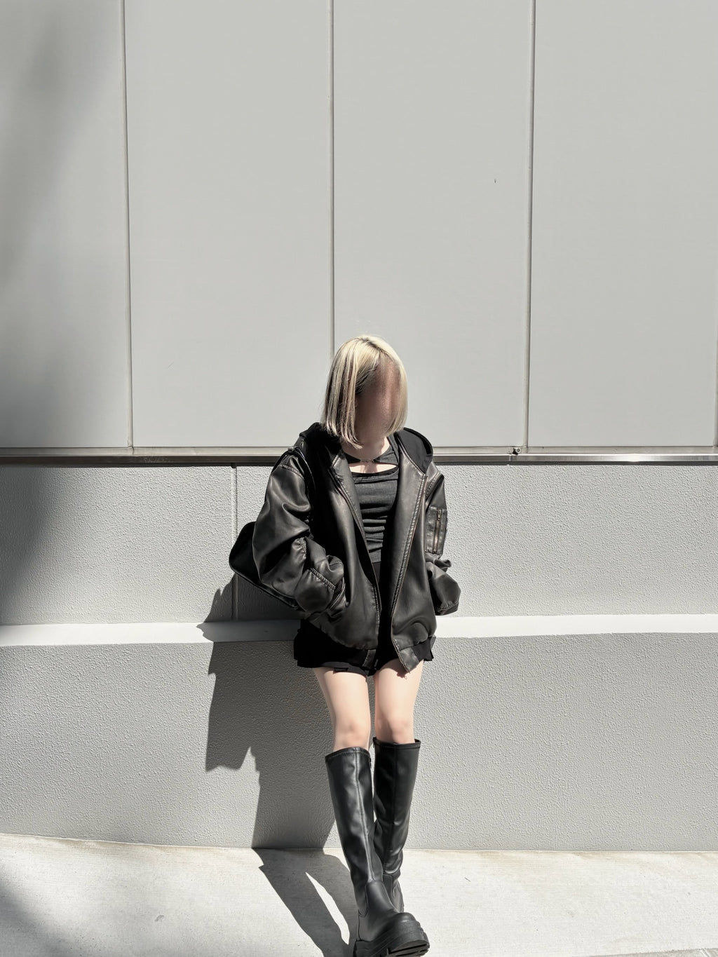 レザーフーディジャケット